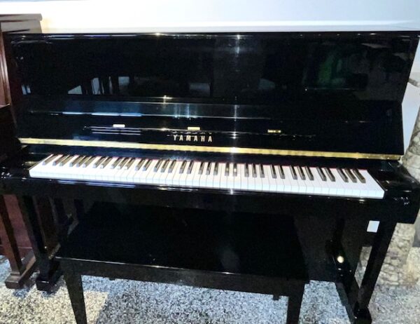 Yamaha  T118