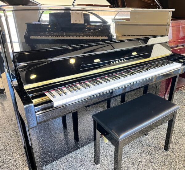 Yamaha  B3