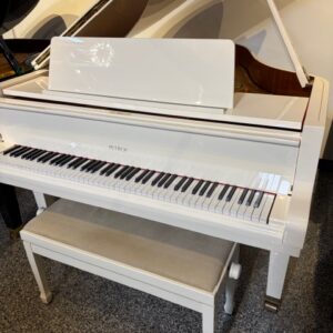 Petrof Polished white 5’10”