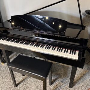 Yamaha clavinova  CLP-565 GP Polished ebony  Digital piano